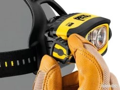 Lampe Frontale Puissante Duo Z2 PETZL -Magasin de matériel d'alpinisme 00004 Lampe frontale puissante Duo Z2 PETZL