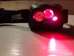 PACK Occasion PETZL Actik + Batterie CORE + Diffuseur NOCTILIGHT #PARFAIT ÉTAT -Magasin de matériel d'alpinisme 00004 PACK occasion PETZL Actik batterie CORE diffuseur NOCTILIGHT PARFAIT ETAT