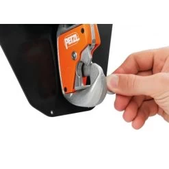 Système De Relais Easytop Wall Petzl -Magasin de matériel d'alpinisme systeme relais easytop wall petzl de mur murs escalade 6